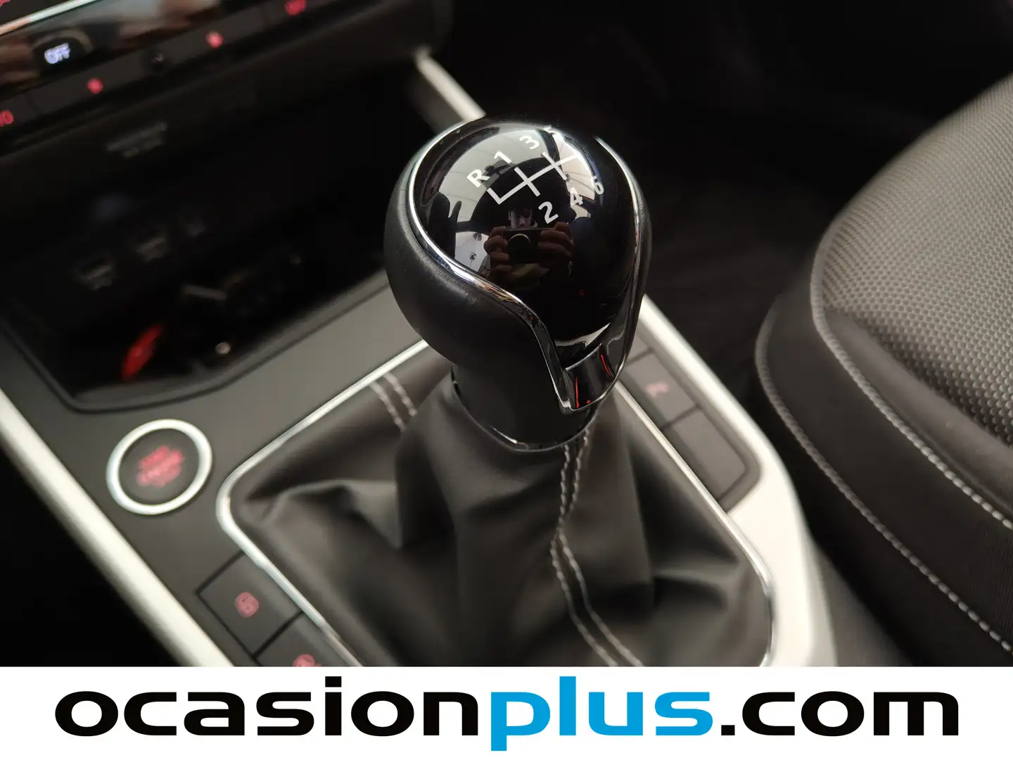 Foto Seat Arona SEAT Arona 1.0 TSI Ecomotive S&S Xcellence Edition (115 CV)