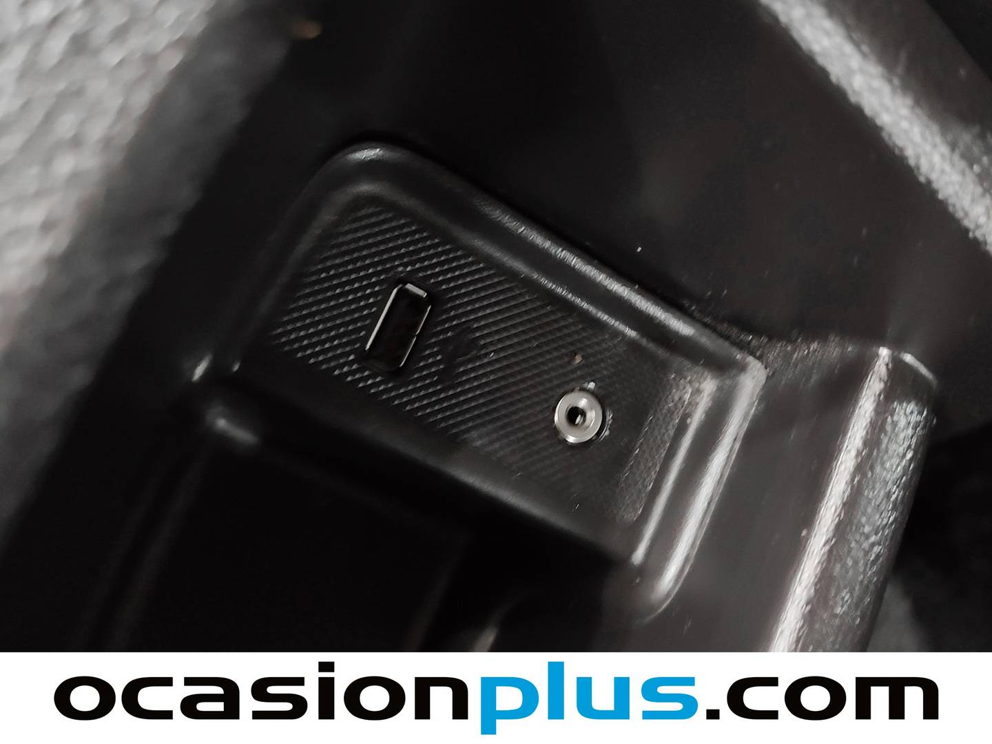 Accesorios del Ford Focus Ford Focus Sportbreak 1.6 TI-VCT Trend (125 CV)