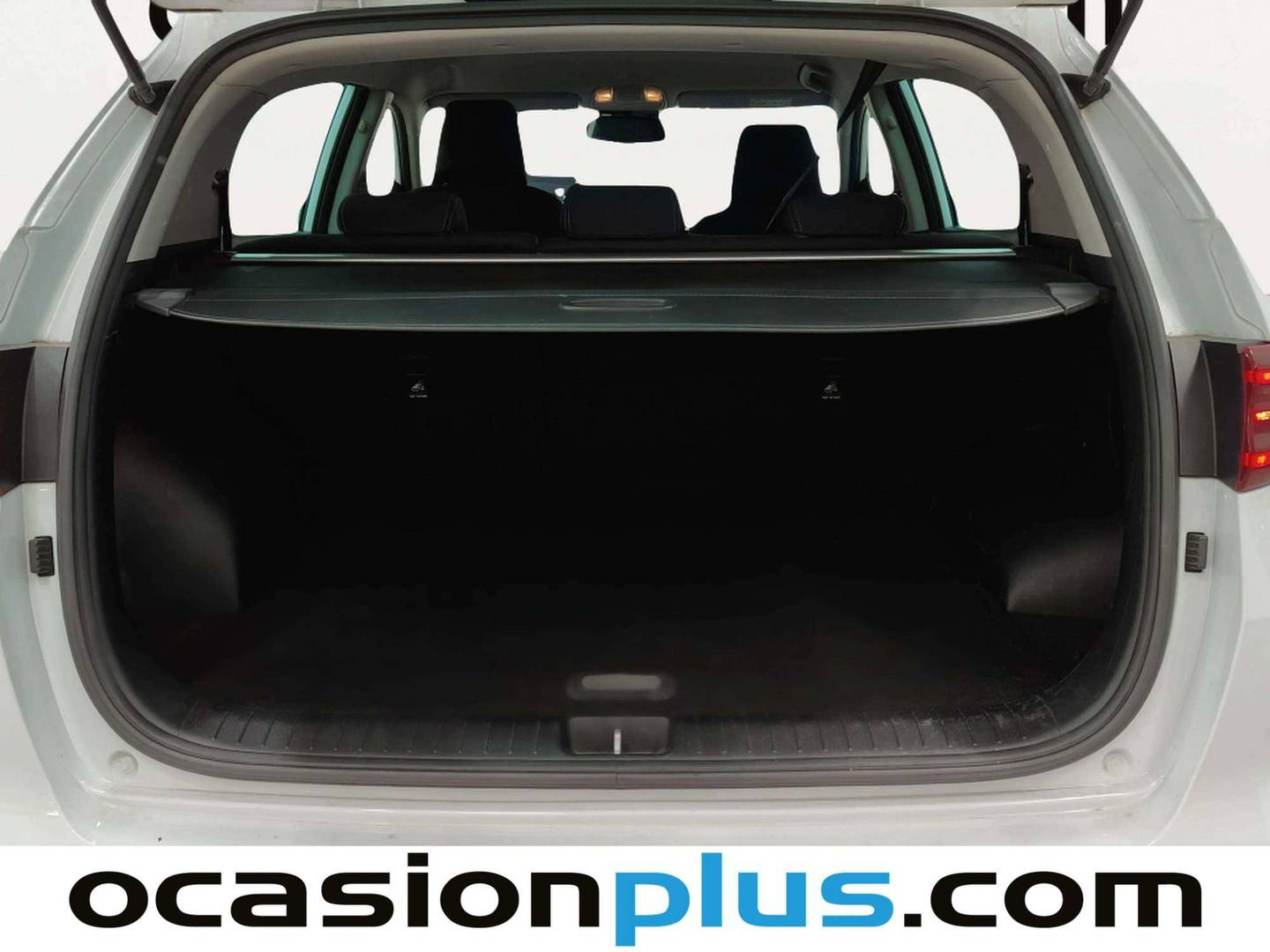Fotos maletero KIA Sportage Kia Sportage 1.6 CRDi MHEV Drive Plus 4x2 (115 CV)
