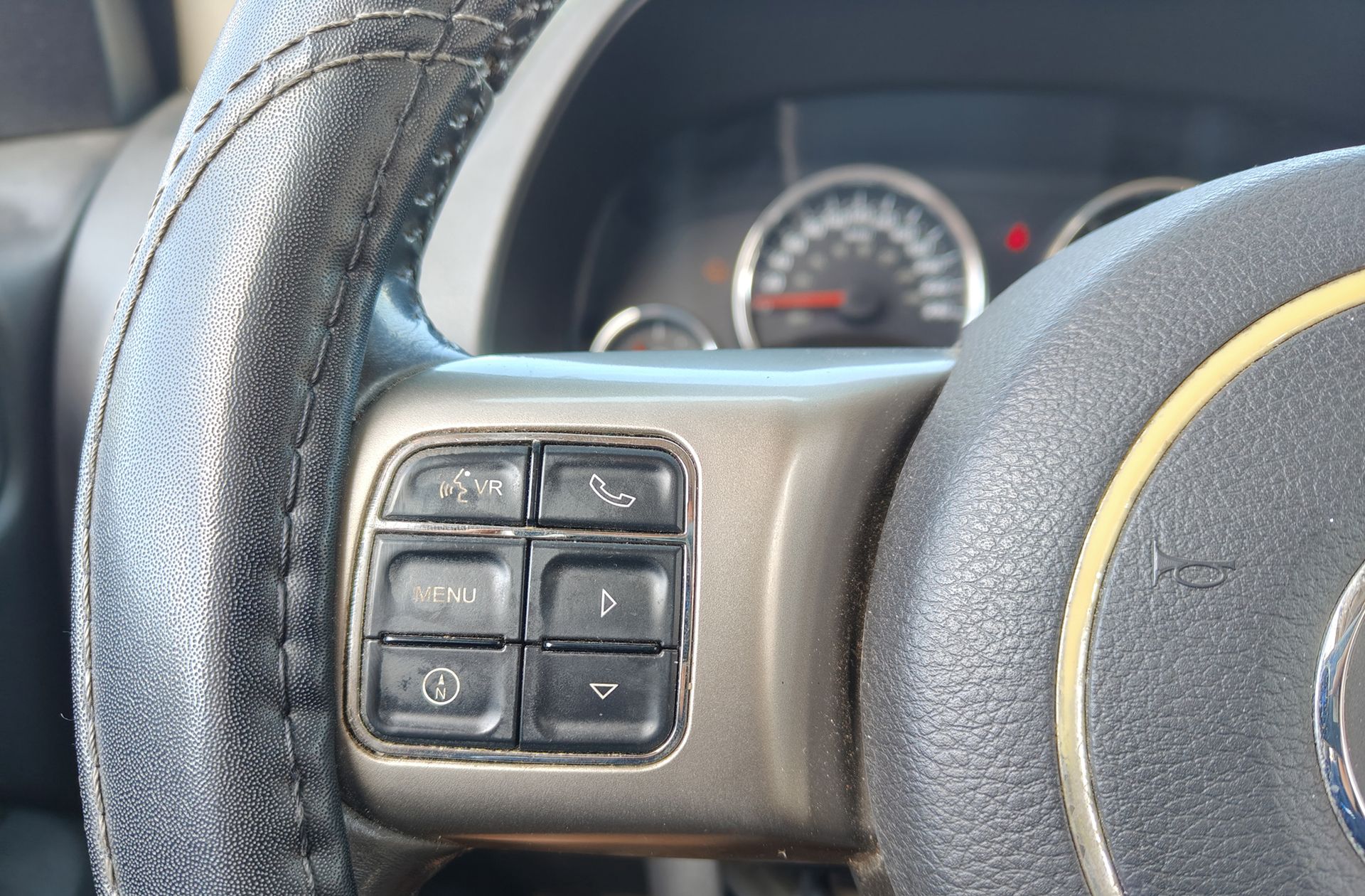 Jeep Compass 2.2 CRD Limited 4x2 - foto 23