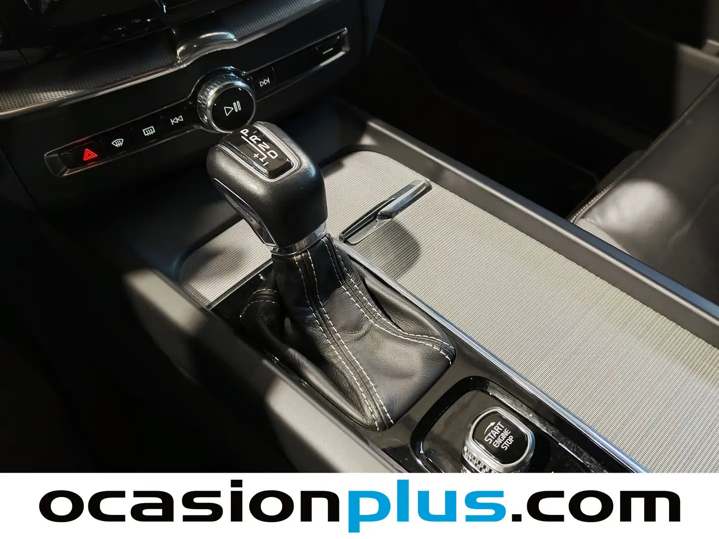 Foto Volvo XC60 Volvo XC60 D4 R-Design Auto (190 CV)