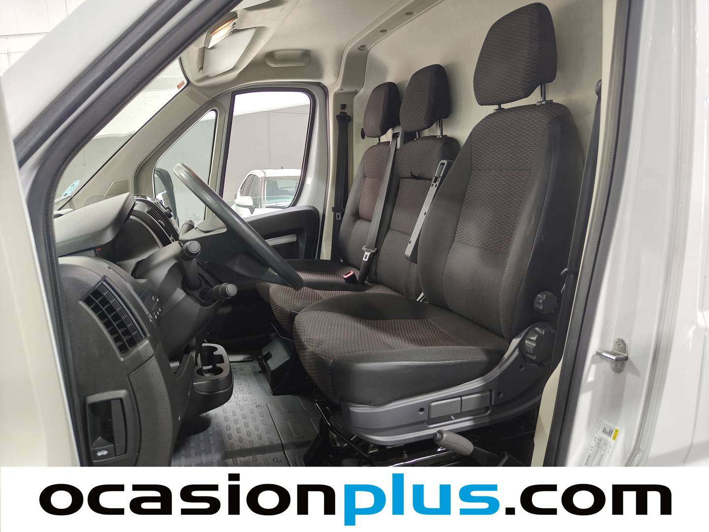 Foto asientos delanteros Citroën Jumper CITROEN Jumper BlueHDi Furgón 35L3H3 (140CV)