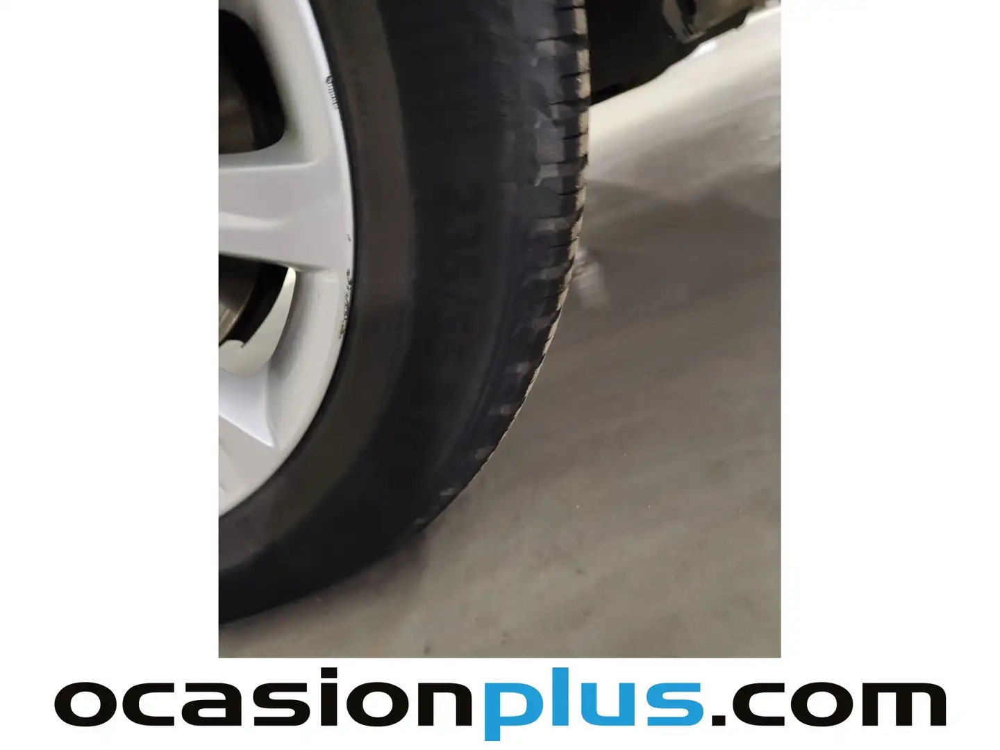 Foto Ford Kuga Ford Kuga 2.0 TDCI S&S Titanium 4x2 (120 CV)