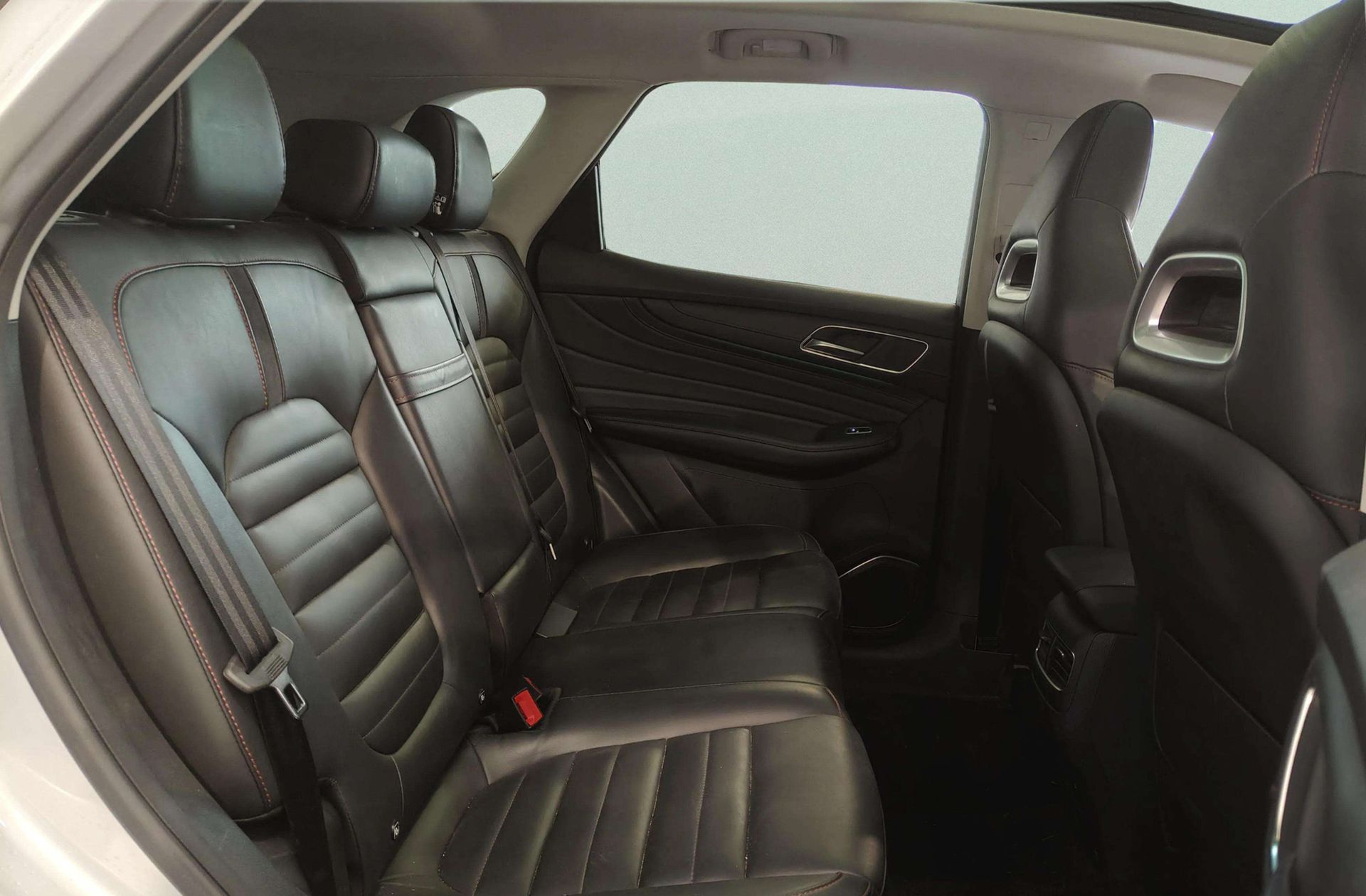 MG HS 1.5 Turbo GDI Luxury DCT - foto 17