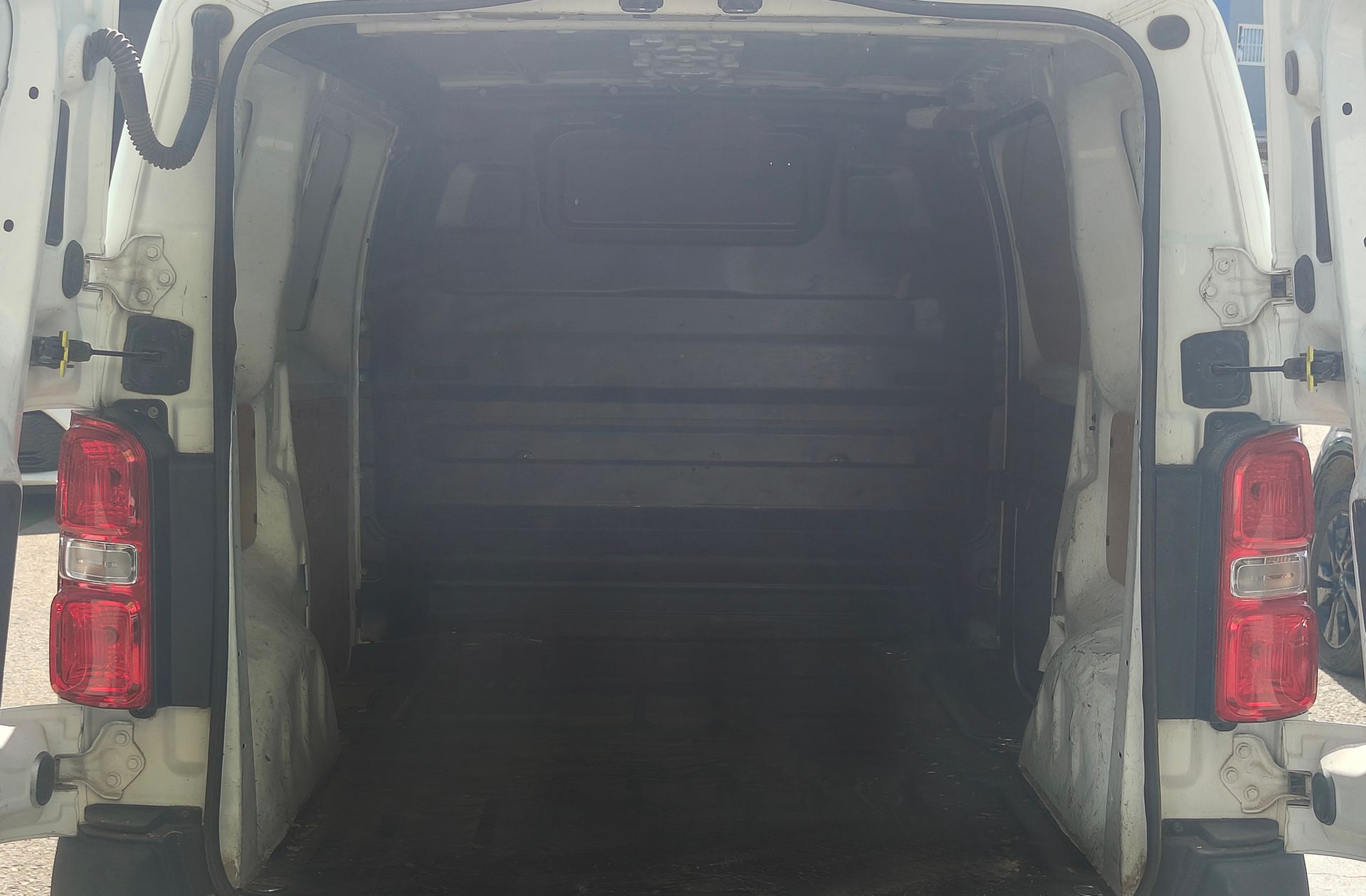 Peugeot Expert Furgon BlueHDi 95 Pro Standard - foto 13