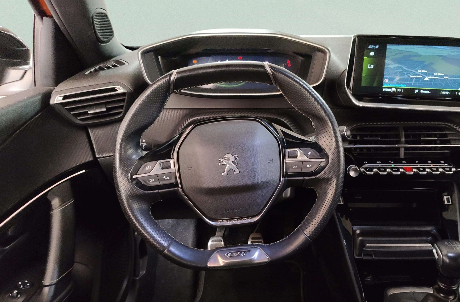 Peugeot 2008 PureTech 130 GT - foto 26