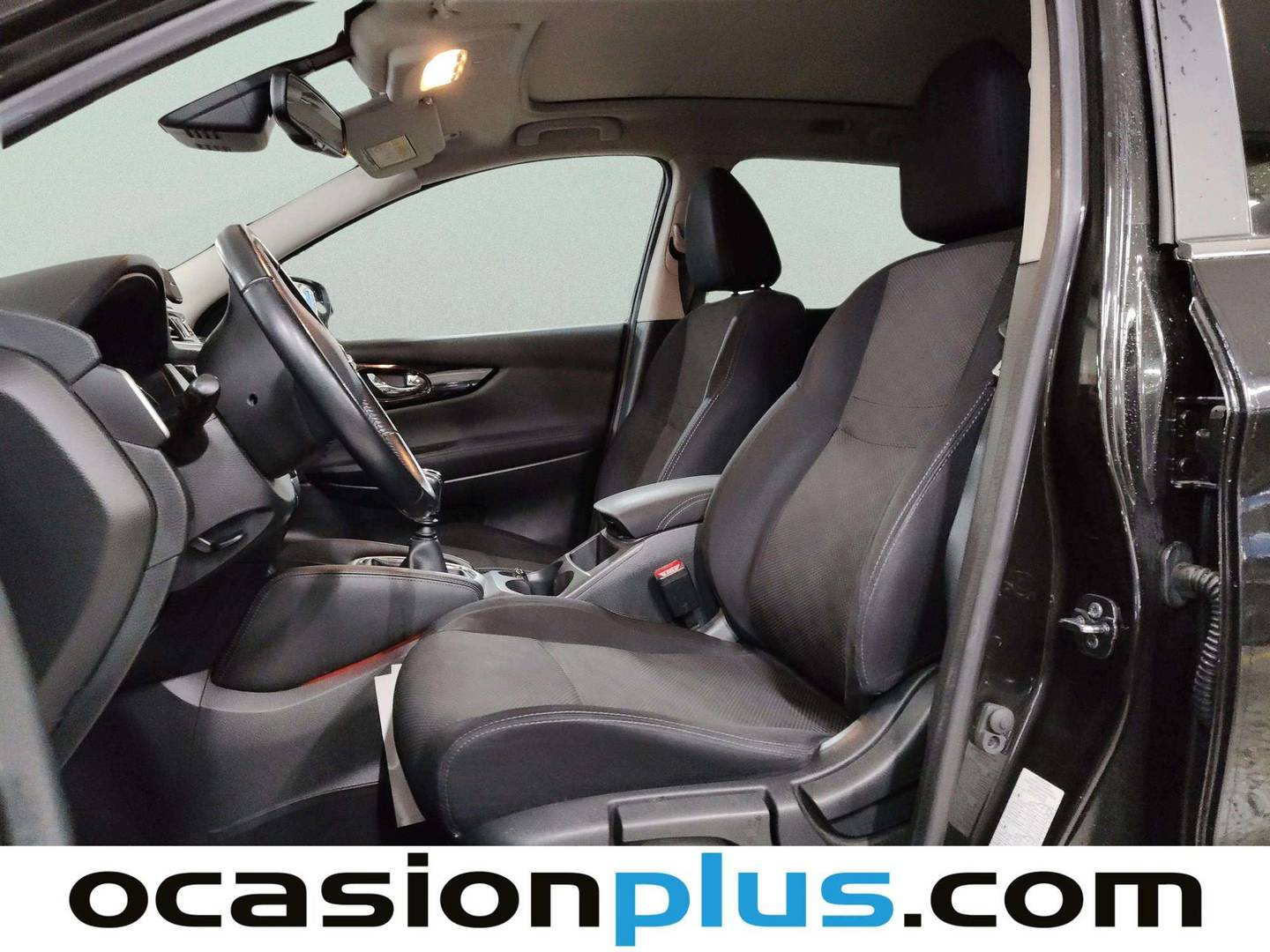 Foto asientos delanteros Nissan QASHQAI Nissan Qashqai 1.5 dCi N-Connecta 4x2 (110 CV)