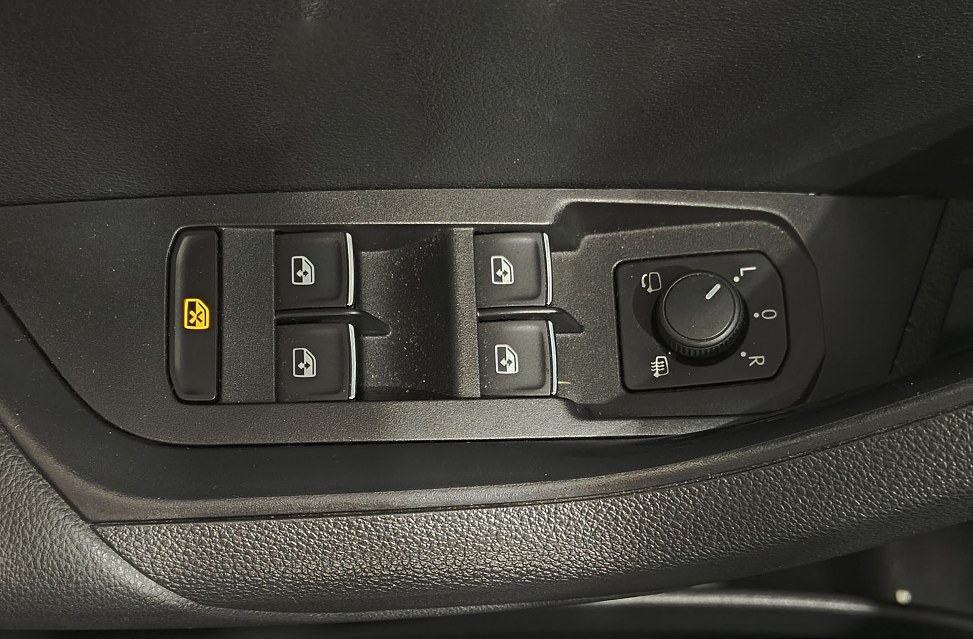 Škoda Karoq 1.5 TSI ACT Style DSG - foto 35