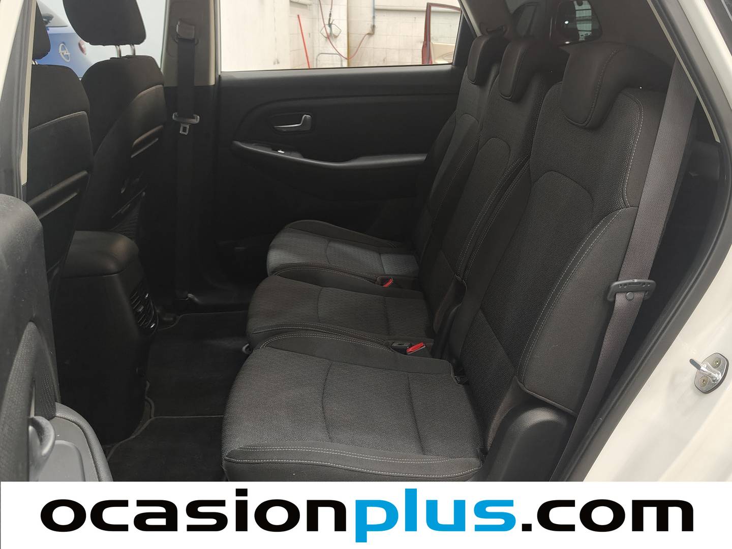 Foto asientos traseros KIA Carens KIA Carens 1.7 CRDi VGT Drive Eco-Dynamics (115 CV)