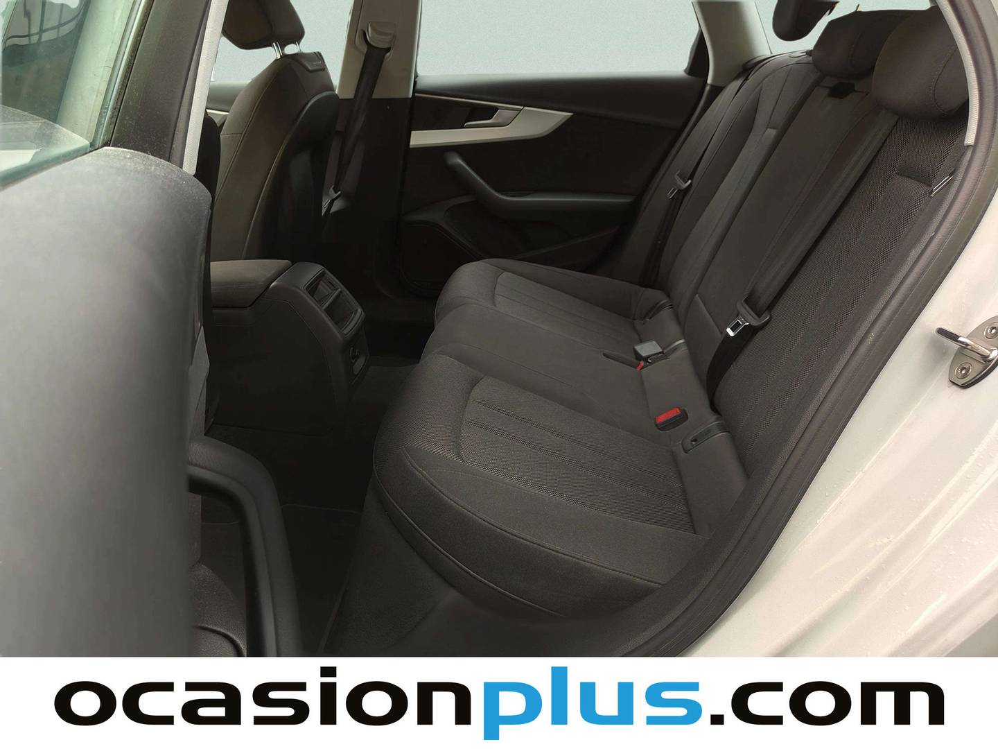 Foto asientos traseros Audi A4 Audi A4 Avant Advanced edition 2.0 TDI 110 kW (150 CV)