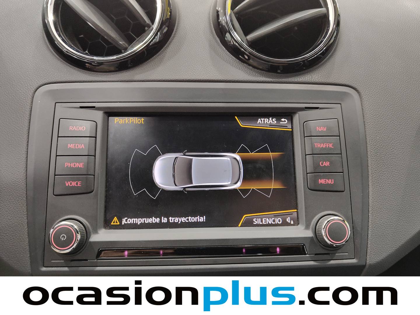 Equipamiento del Seat Ibiza Seat Ibiza SC 1.8 TSI S&S Cupra (192 CV)
