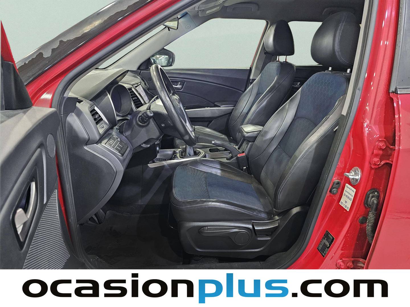 Foto asientos delanteros SsangYong Tivoli SsangYong Tivoli D16T Premium 4x2 (115 CV)