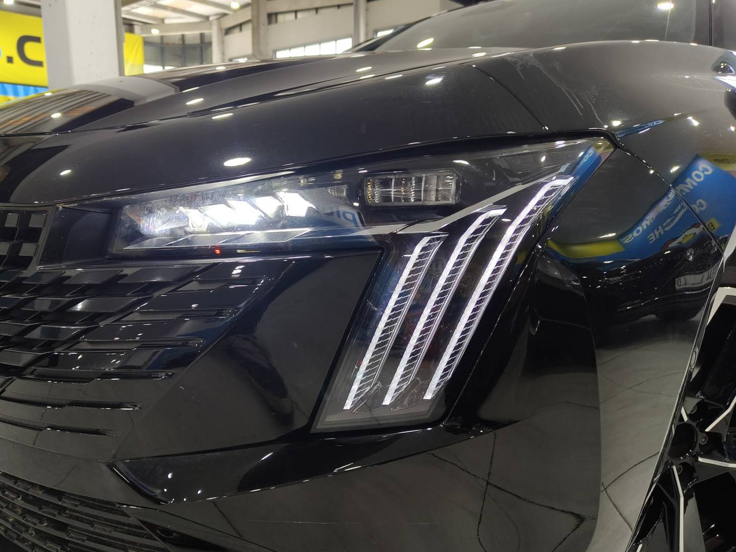 Foto Peugeot 508 Peugeot 508 SW SW GT S&S BlueHDi EAT8 (130 CV)