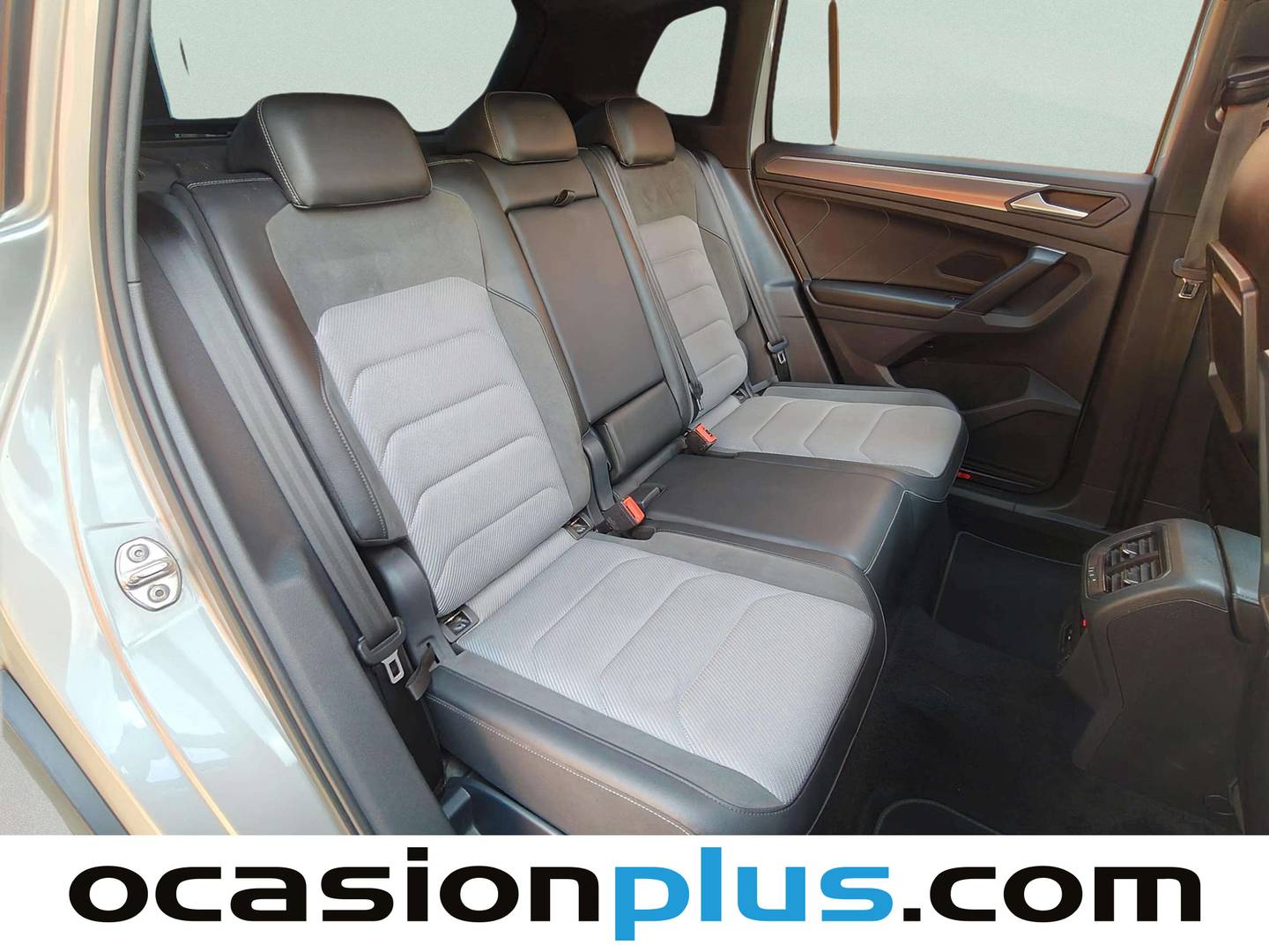 Volkswagen Tiguan Volkswagen Tiguan Sport 1.5 TSI (150 CV) DSG Pack R-Line de segunda mano