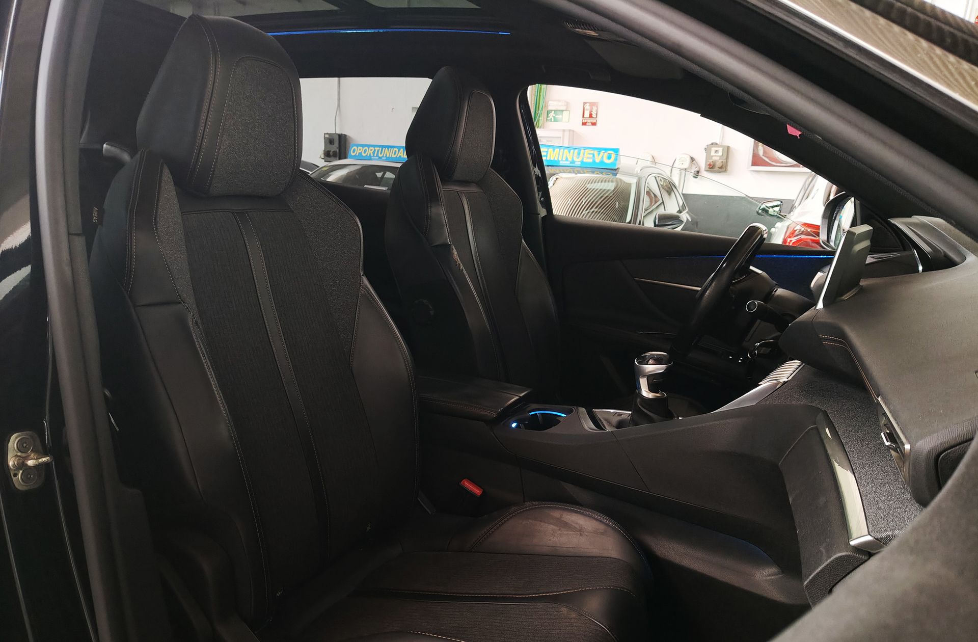 Peugeot 3008 PureTech 130 GT Line - foto 23
