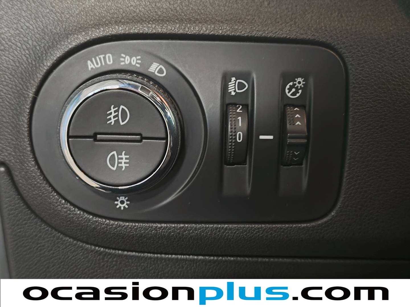 Foto Opel Crossland X Opel Crossland X 1.5 D Innovation (102 CV)