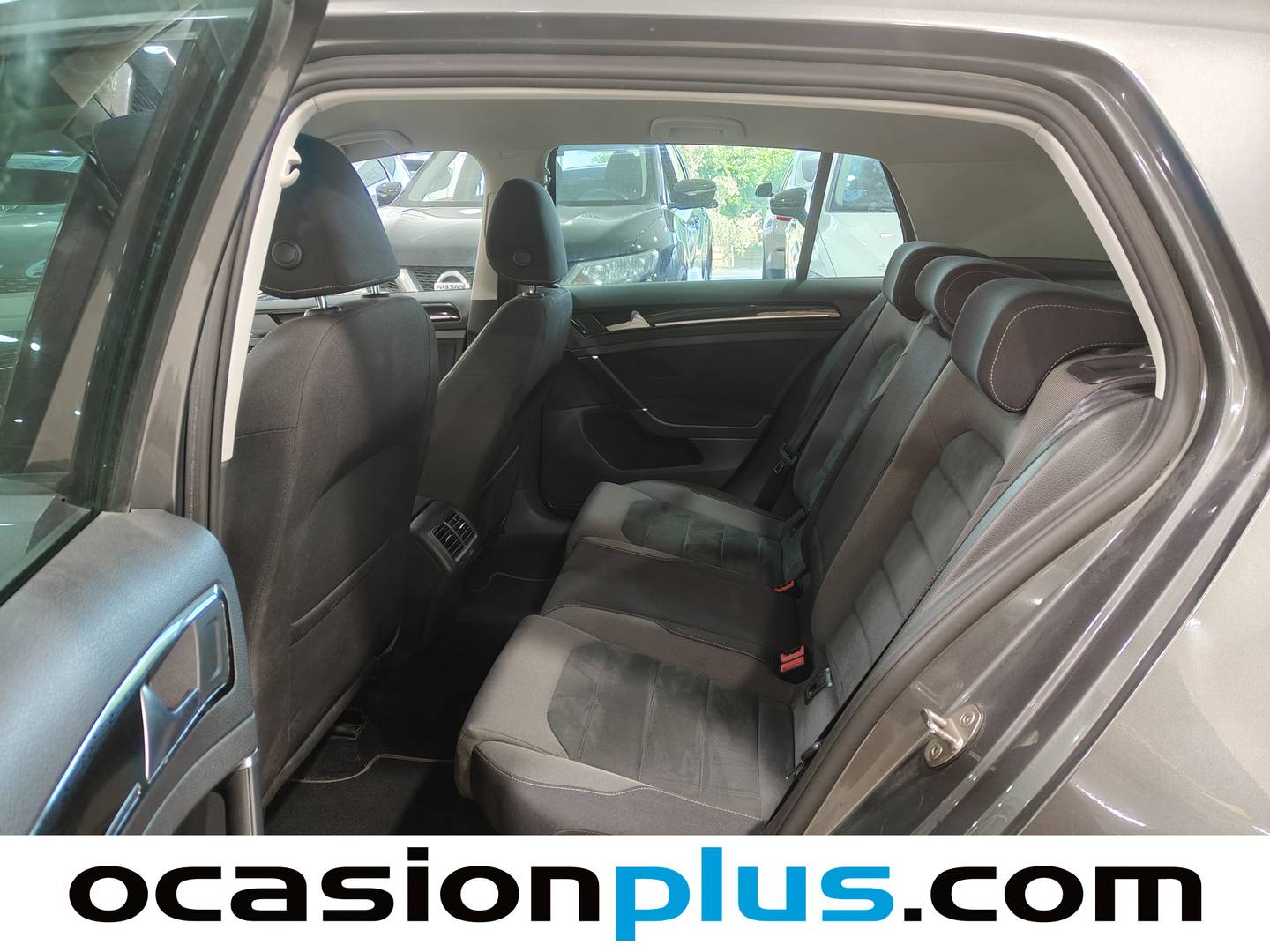 Foto asientos traseros Volkswagen Golf Volkswagen Golf Sport 1.5 TSI Evo (150 CV)