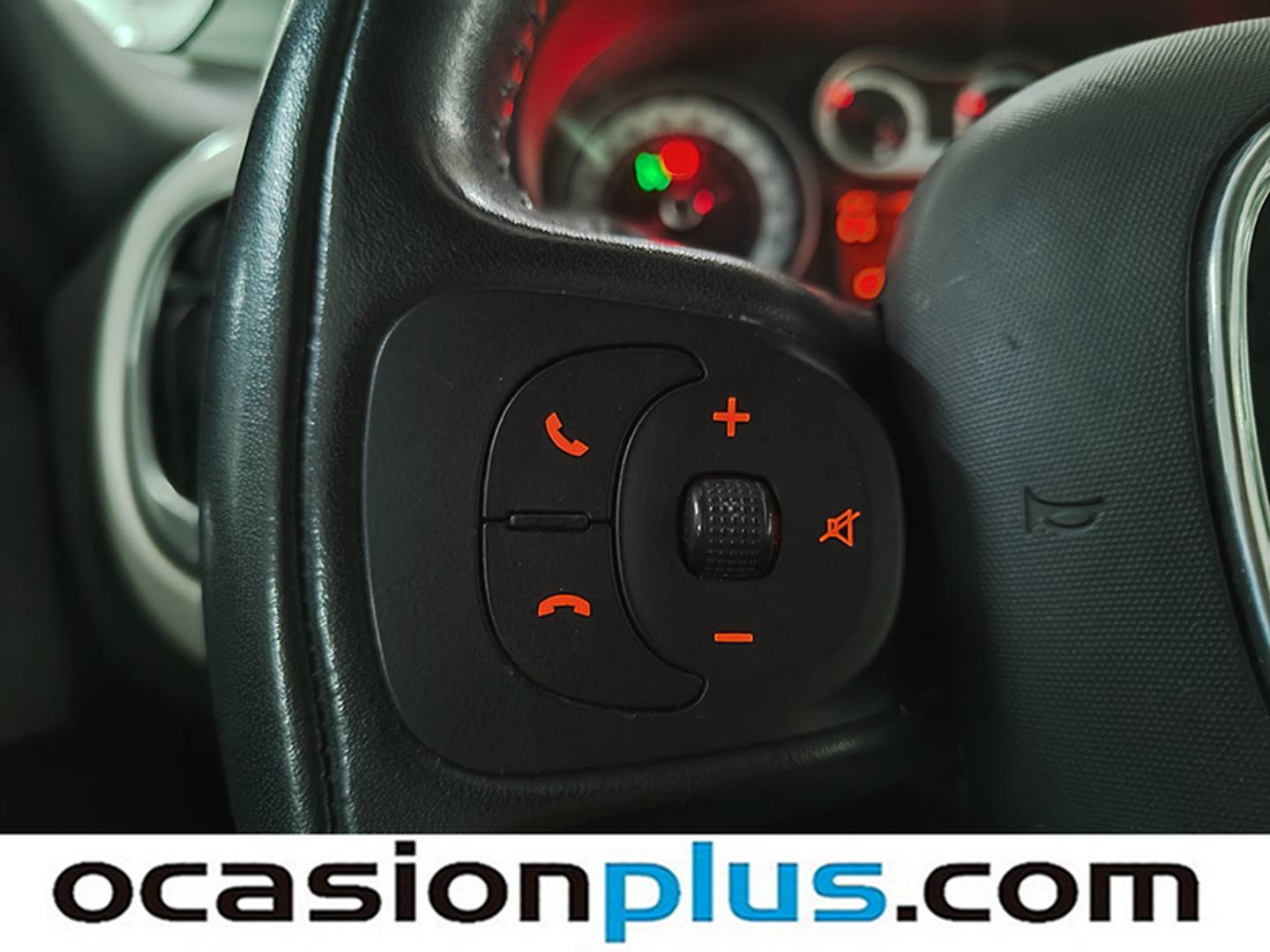 Equipamiento del Fiat 500L Fiat 500L 1.4 Pop Star (95 CV)
