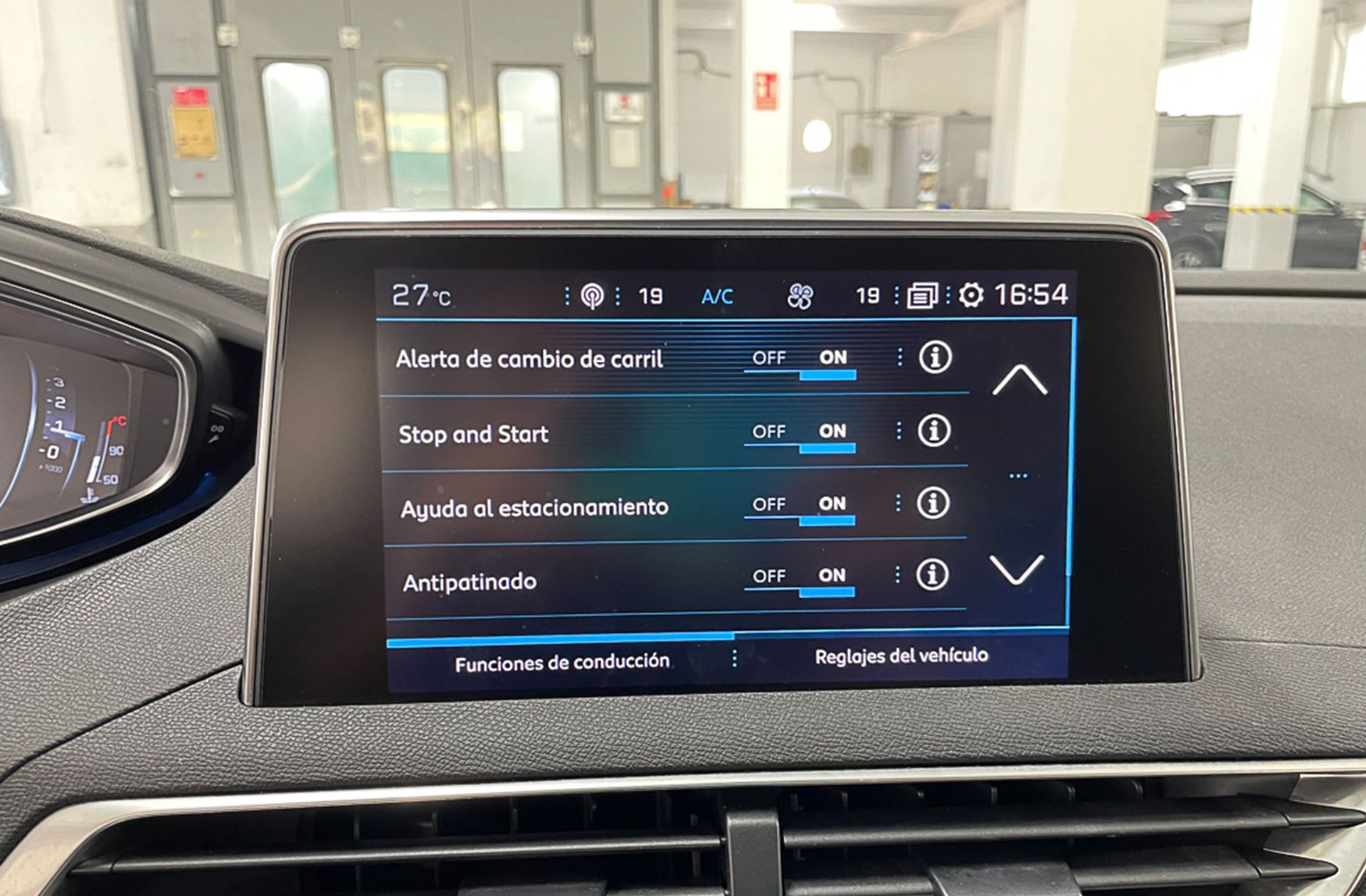 Peugeot 5008 PureTech 130 Allure 7 plazas - foto 14
