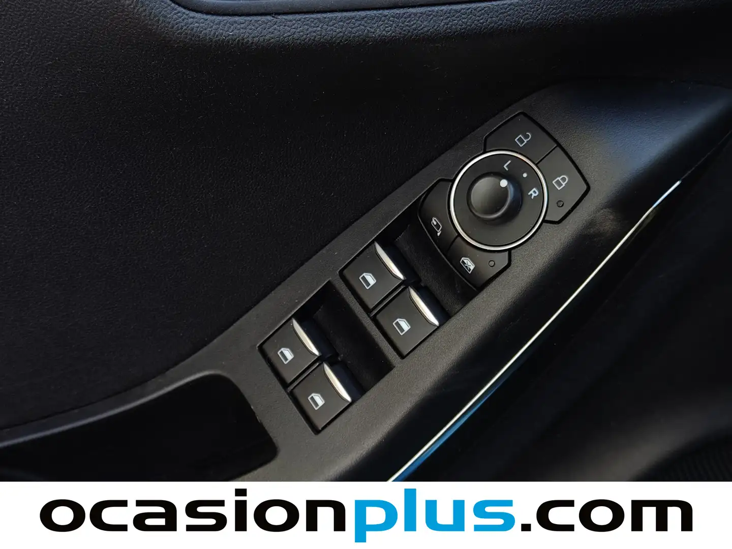 Foto Ford Puma Ford Puma 1.0 EcoBoost MHEV ST-Line X (155 CV)