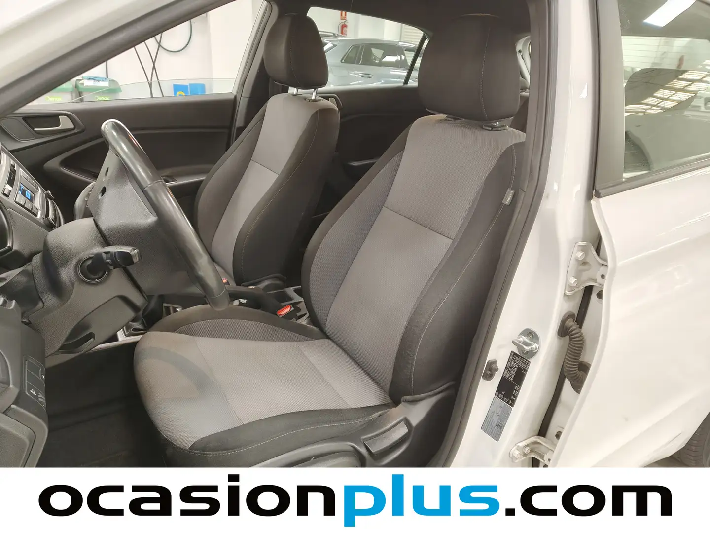 Foto Hyundai i20 Hyundai i20 1.2 MPI Fresh (84 CV)