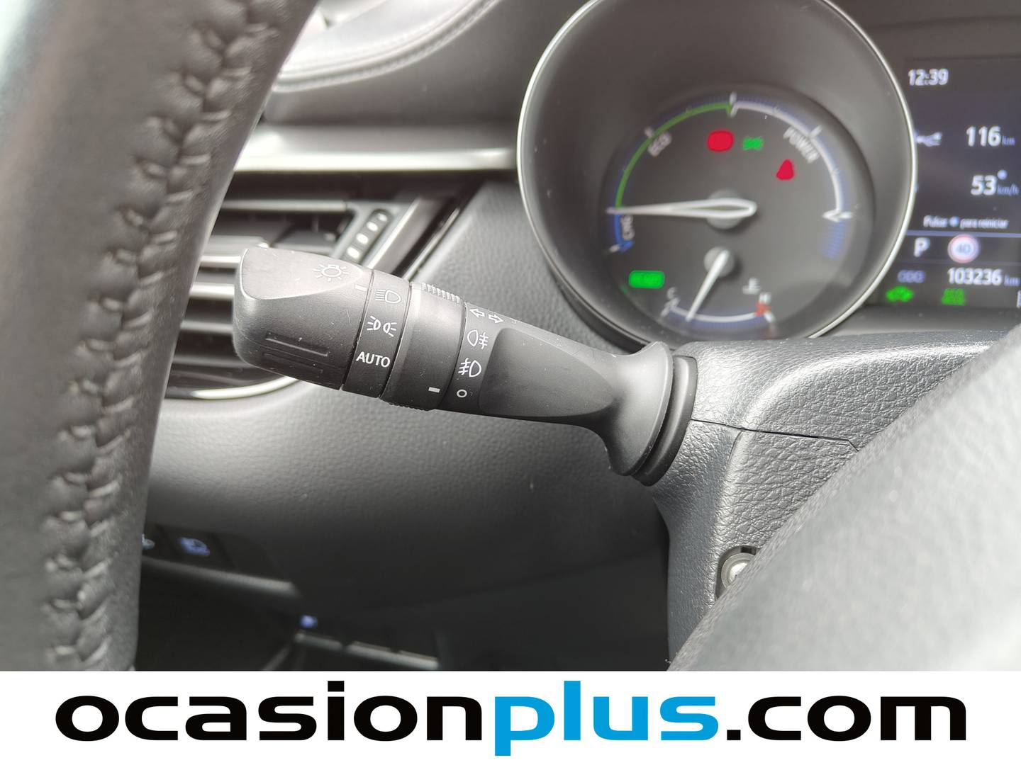 Foto Toyota C-HR Toyota C-HR 1.8 125H Advance (122 CV)