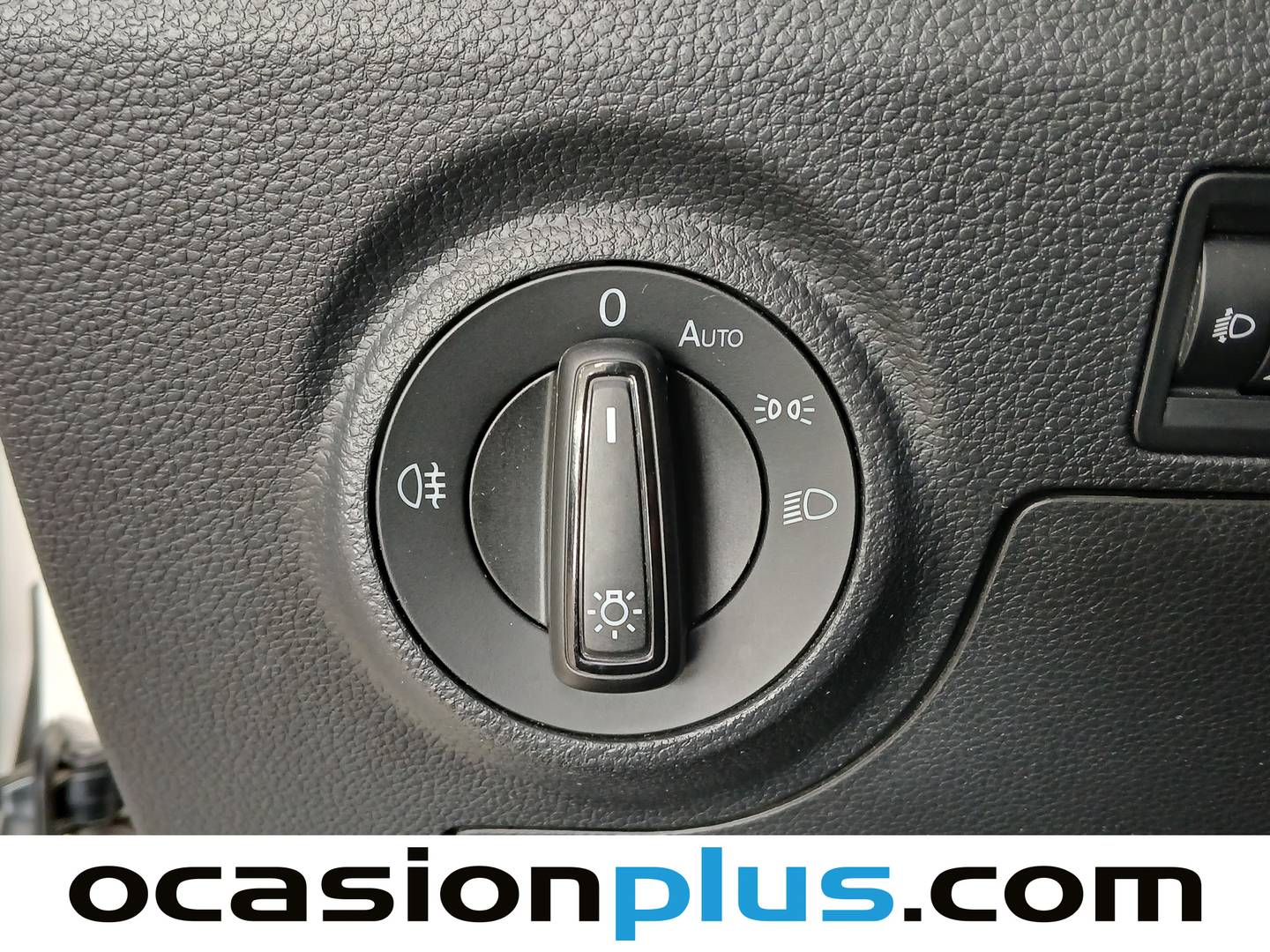 Seat Arona Seat Arona 1.0 TSI S&S Reference Edition (95 CV) de segunda mano
