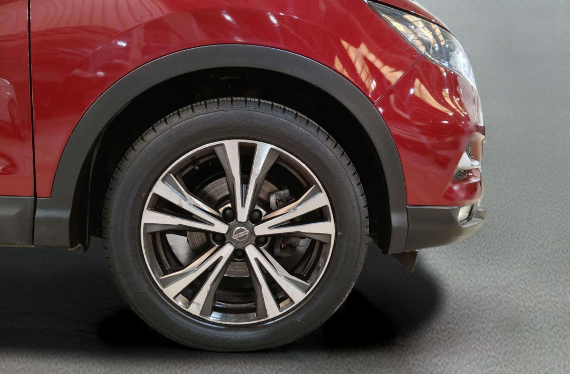 Nissan Qashqai DIG-T 115 N-Connecta 4x2 - foto 38