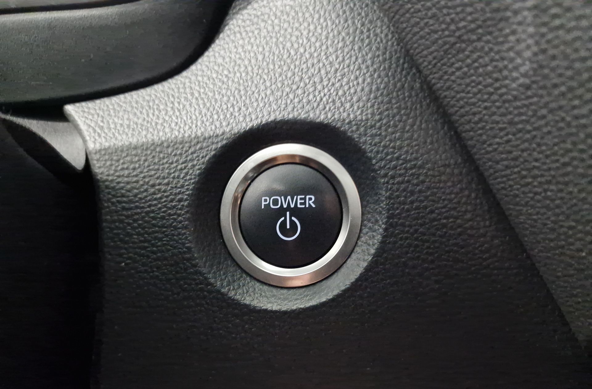 Toyota Corolla 140H Style - foto 32