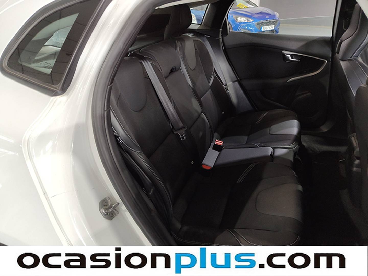 Foto Volvo V40 Volvo V40 D3 Momentum Auto (150 CV)