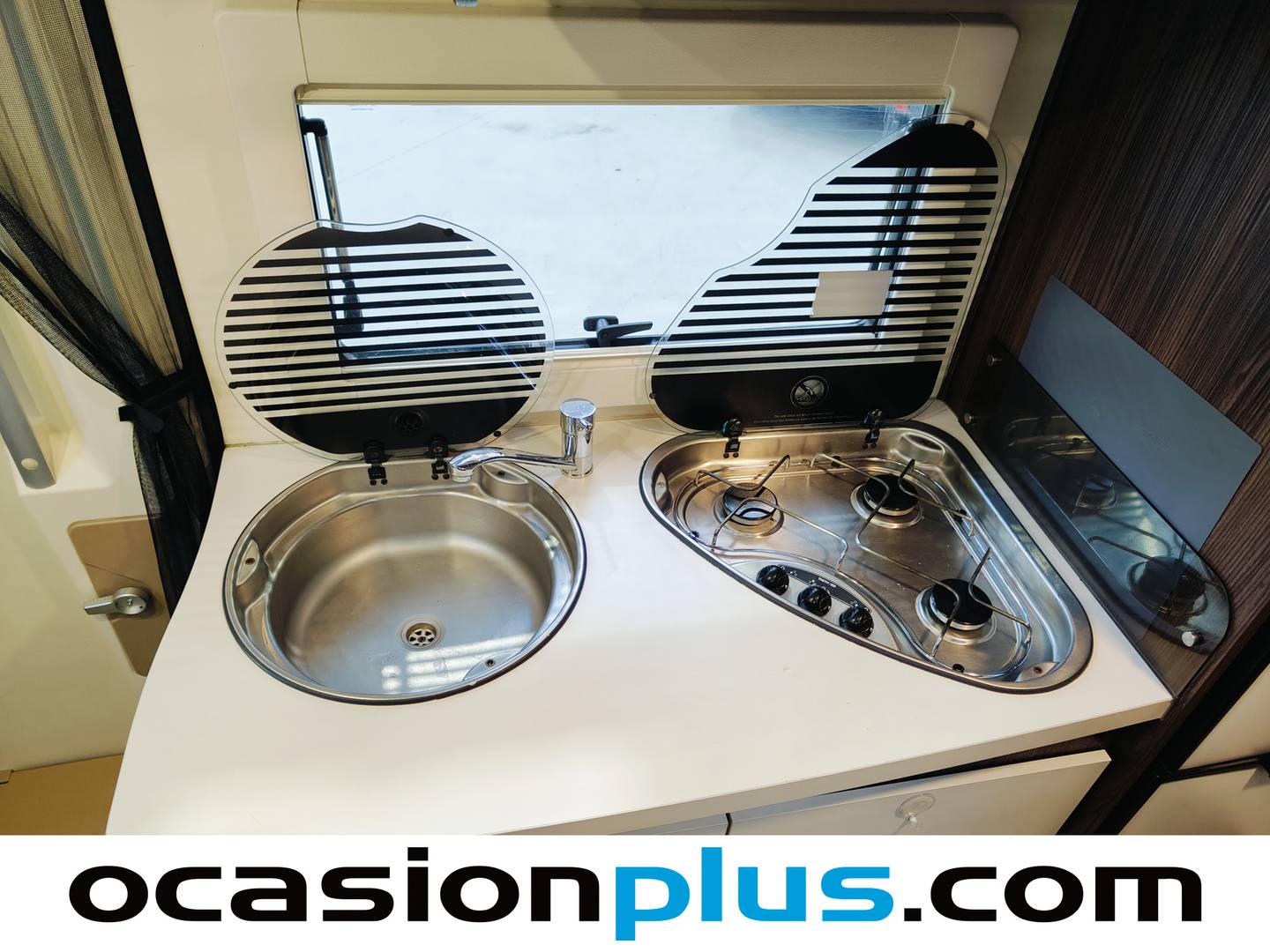 Acabados Benimar Tessoro 440 Benimar Tessoro 440 UP (130 CV) 4 Plazas