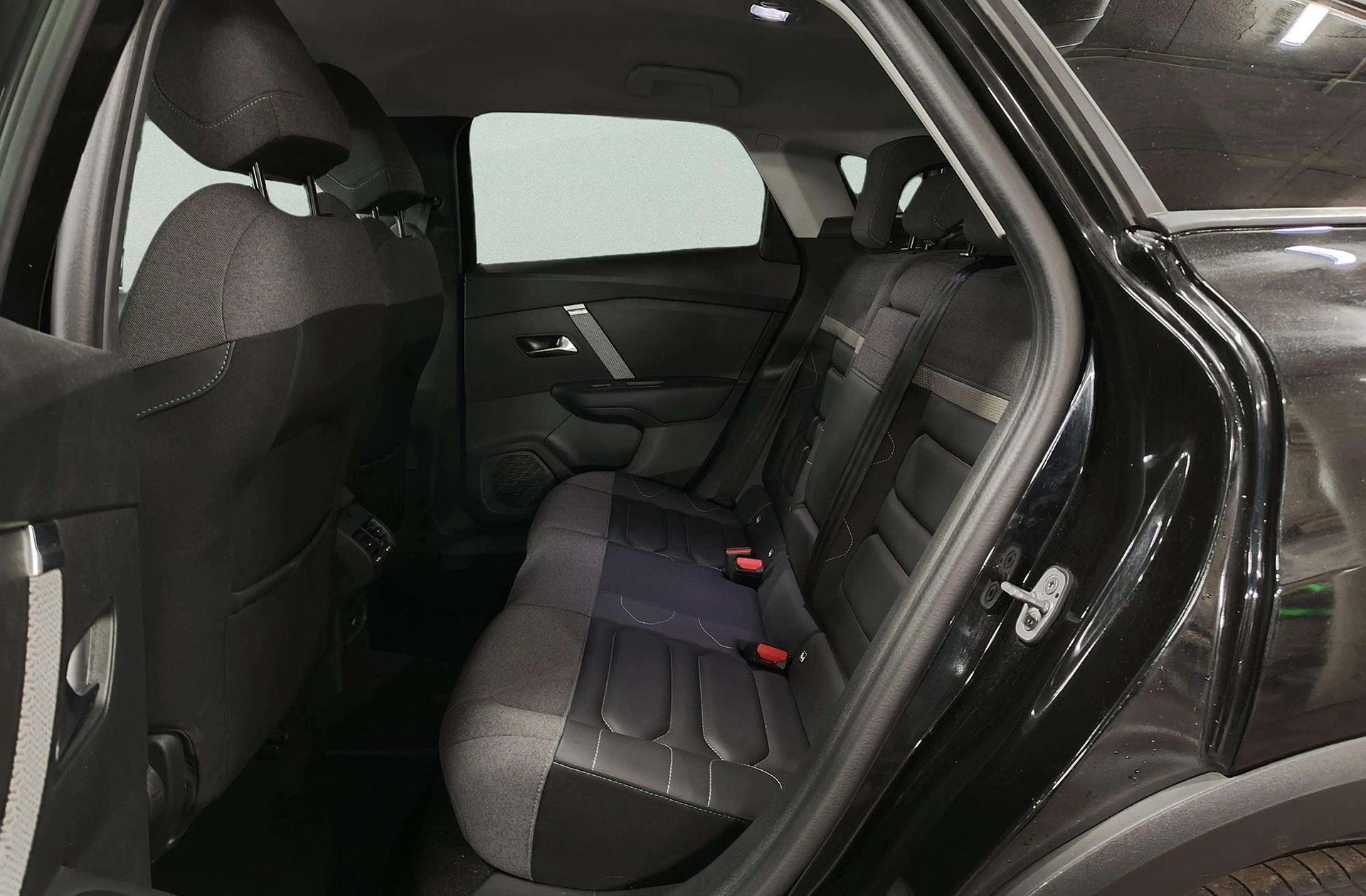 Citroën C4 PureTech 130 Shine - foto 13