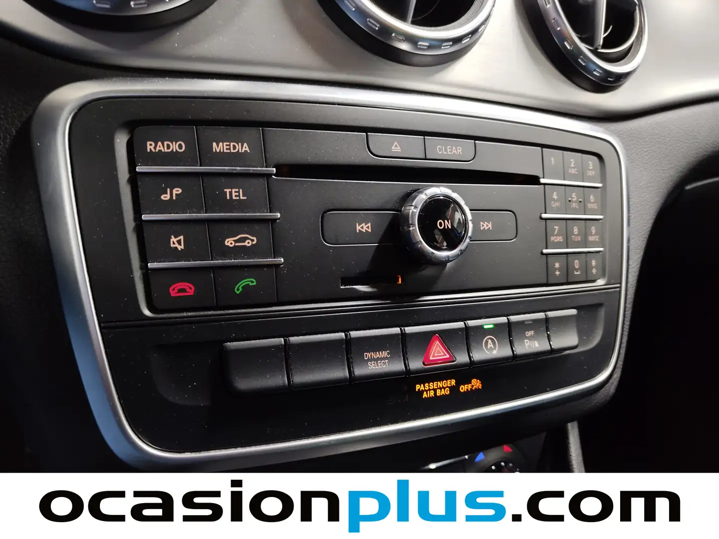 Foto Mercedes GLA Mercedes-Benz GLA GLA 200 AMG Line (156 CV)