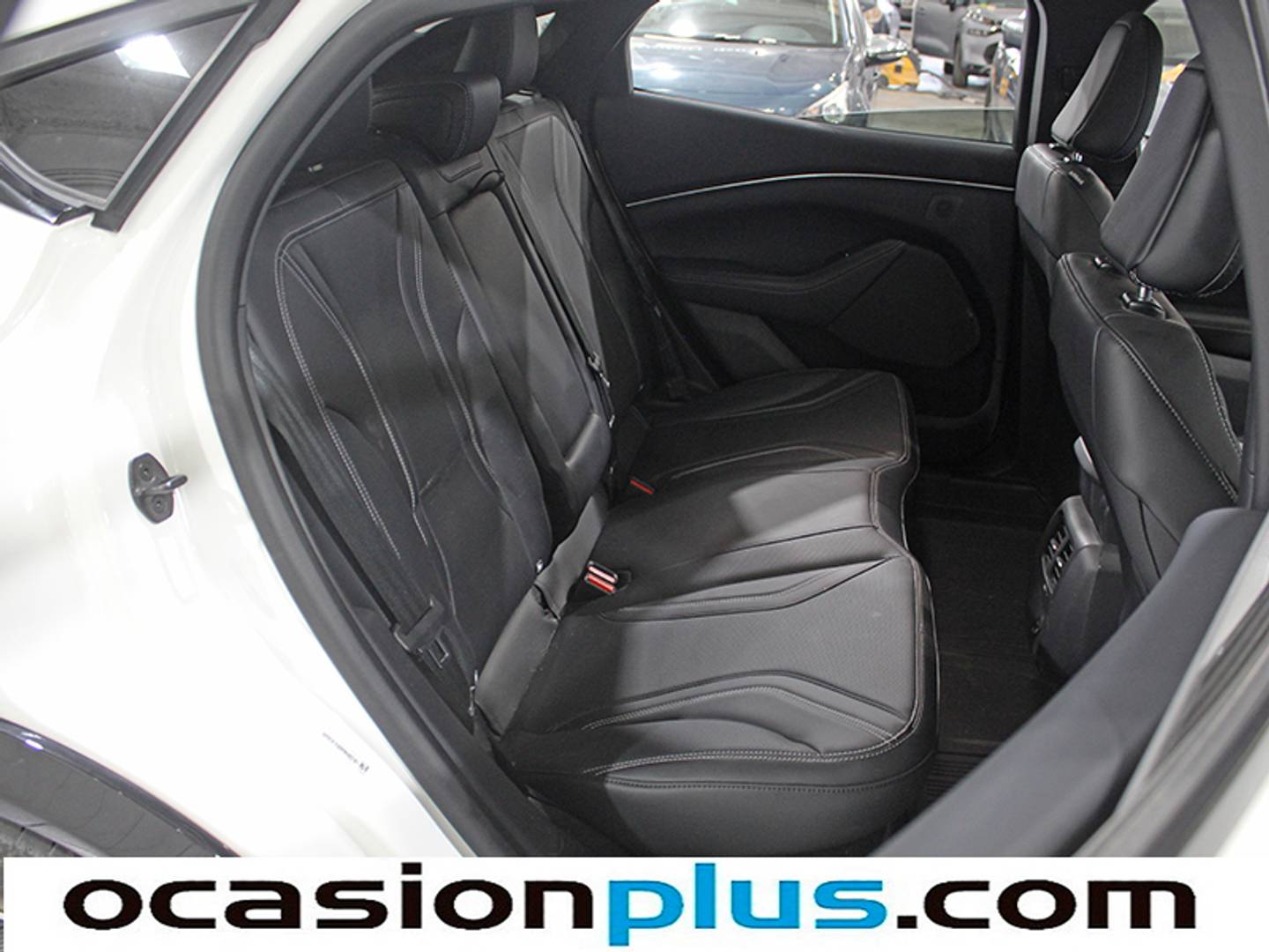 Foto Ford Mustang Mach-E Ford Mustang Mach-E Base Rango Estandar RWD (269 CV)