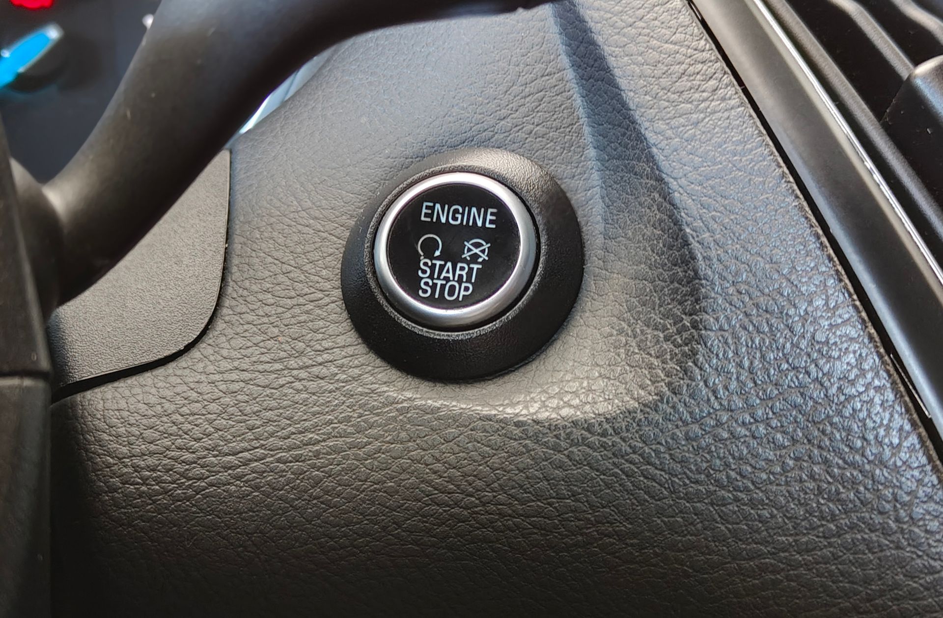 Ford Focus 1.5 EcoBoost ST-Line - foto 43