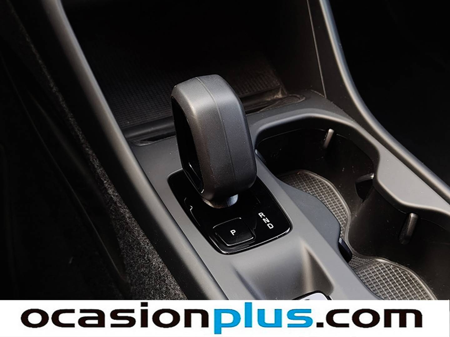 Foto Volvo XC40 Volvo XC40 T2 Essential Auto (129 CV)