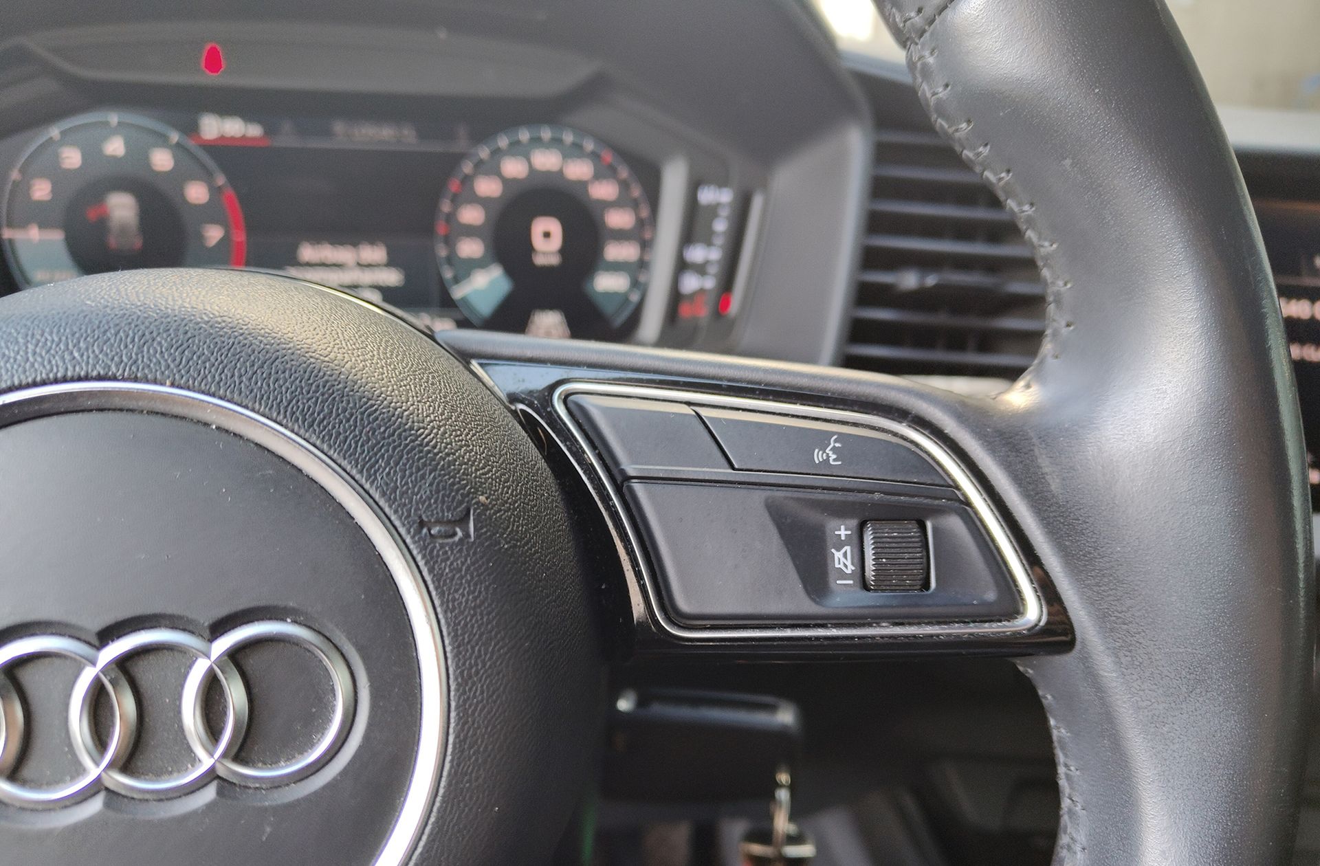 Audi A1 Advanced 30 TFSI - foto 24