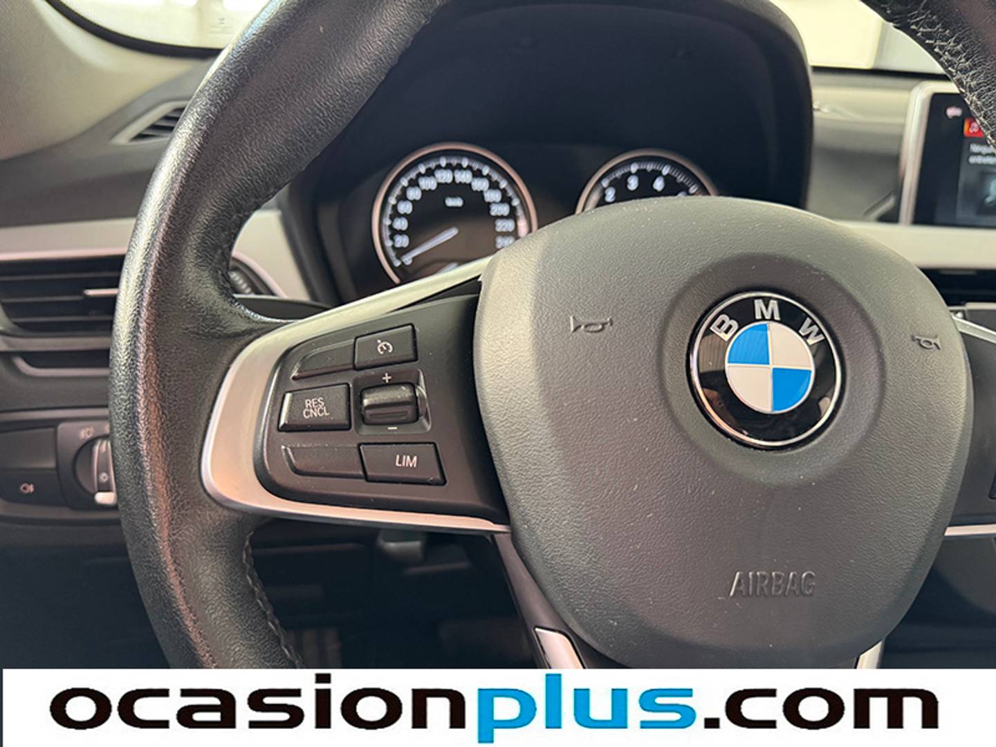 Foto BMW X1 BMW X1 sDrive18i (136 CV)