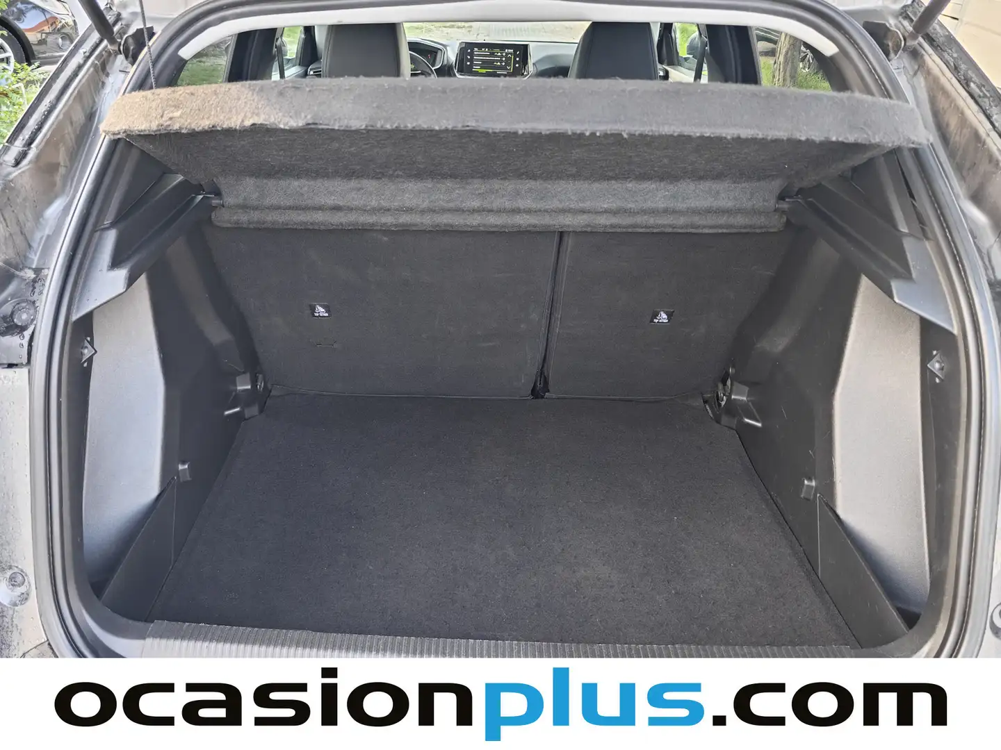 Foto Peugeot 2008 Peugeot 2008 PureTech 130 S&S Allure Pack (130 CV)