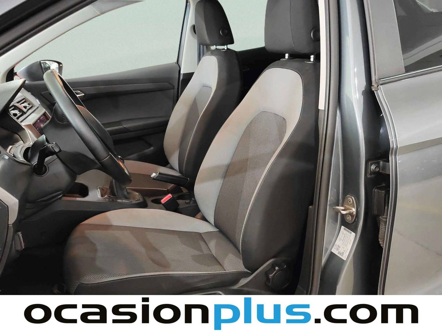 Foto asientos delanteros Seat Ibiza Seat Ibiza 1.0 EcoTSI S&S Style (95 CV)