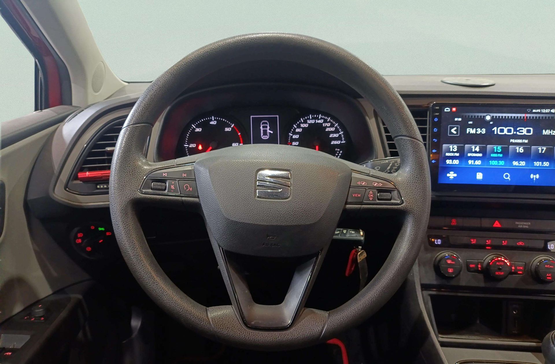 SEAT León ST 1.6 TDI Reference - foto 18