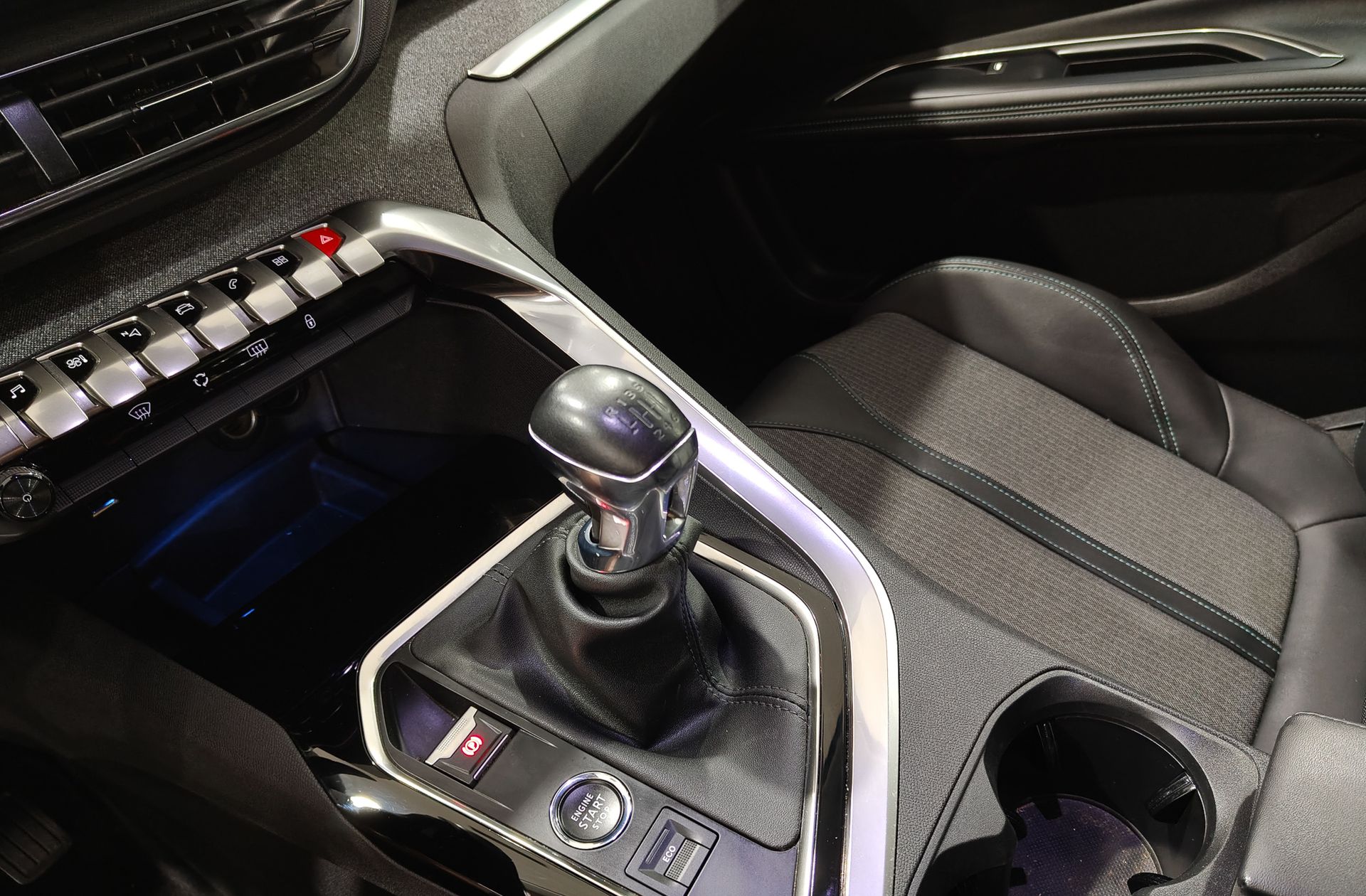 Peugeot 3008 BlueHDi 130 Allure Pack - foto 5