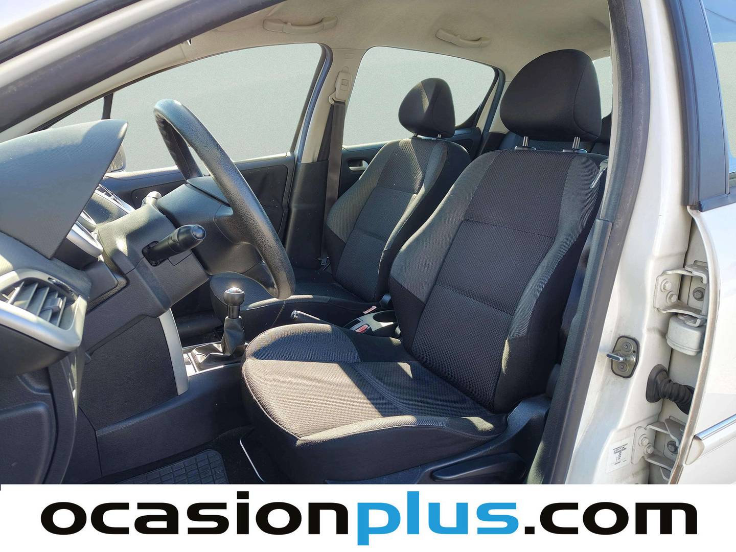 Foto asientos delanteros Peugeot 207 + Peugeot 207+ 1.4 HDI FAP (68 CV)