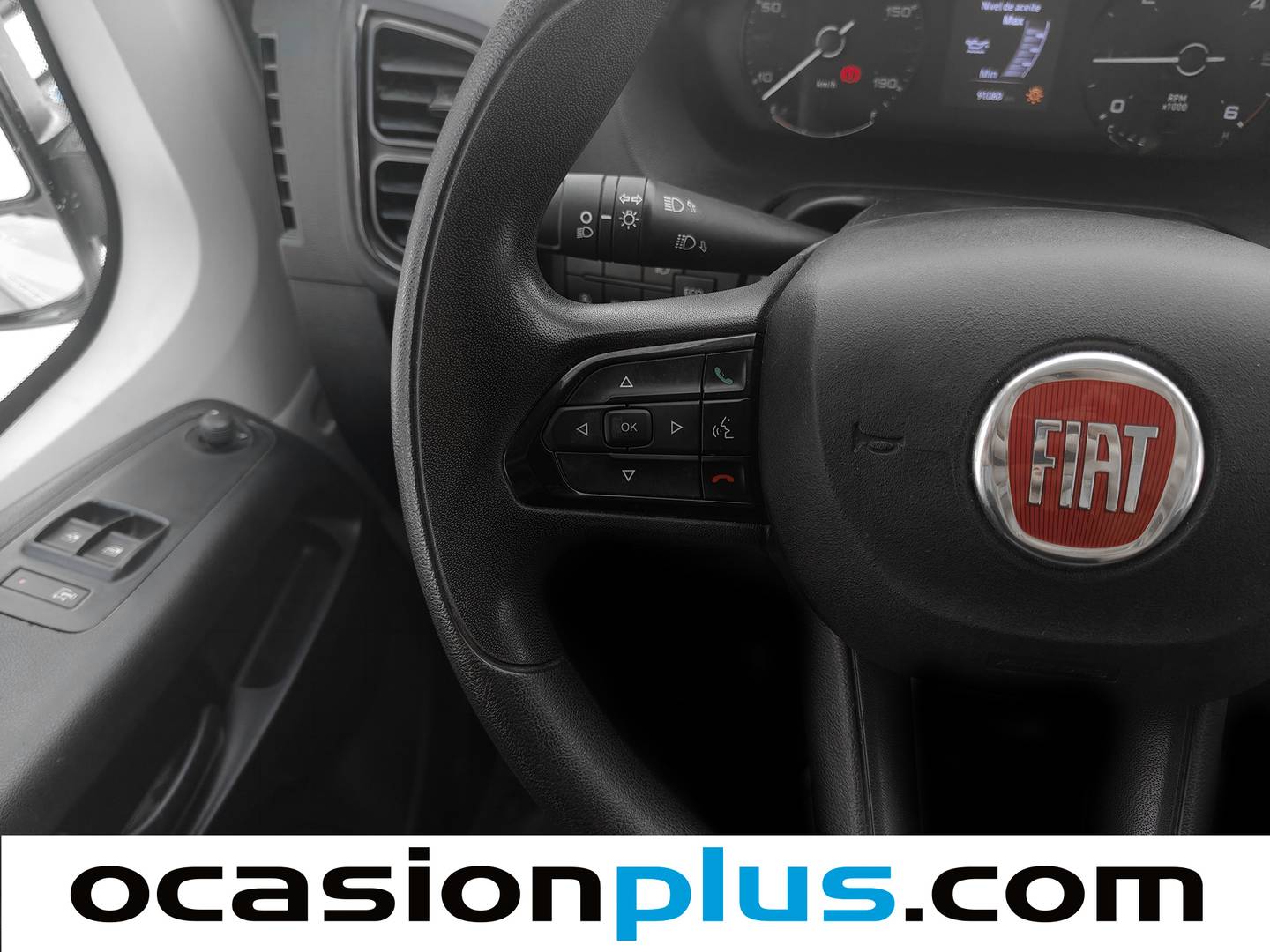 Fiat Ducato Fiat Ducato Furgon 35 2.2 Multijet L3H2 (140 CV) seminuevo