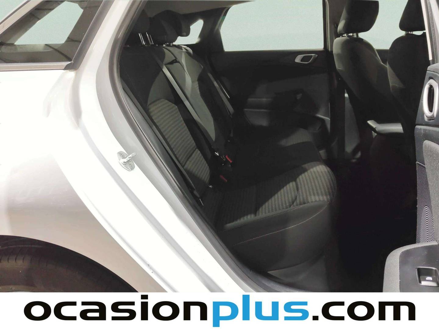 Foto KIA Ceed Kia Ceed 1.0 MHEV Drive DCT (120 CV)