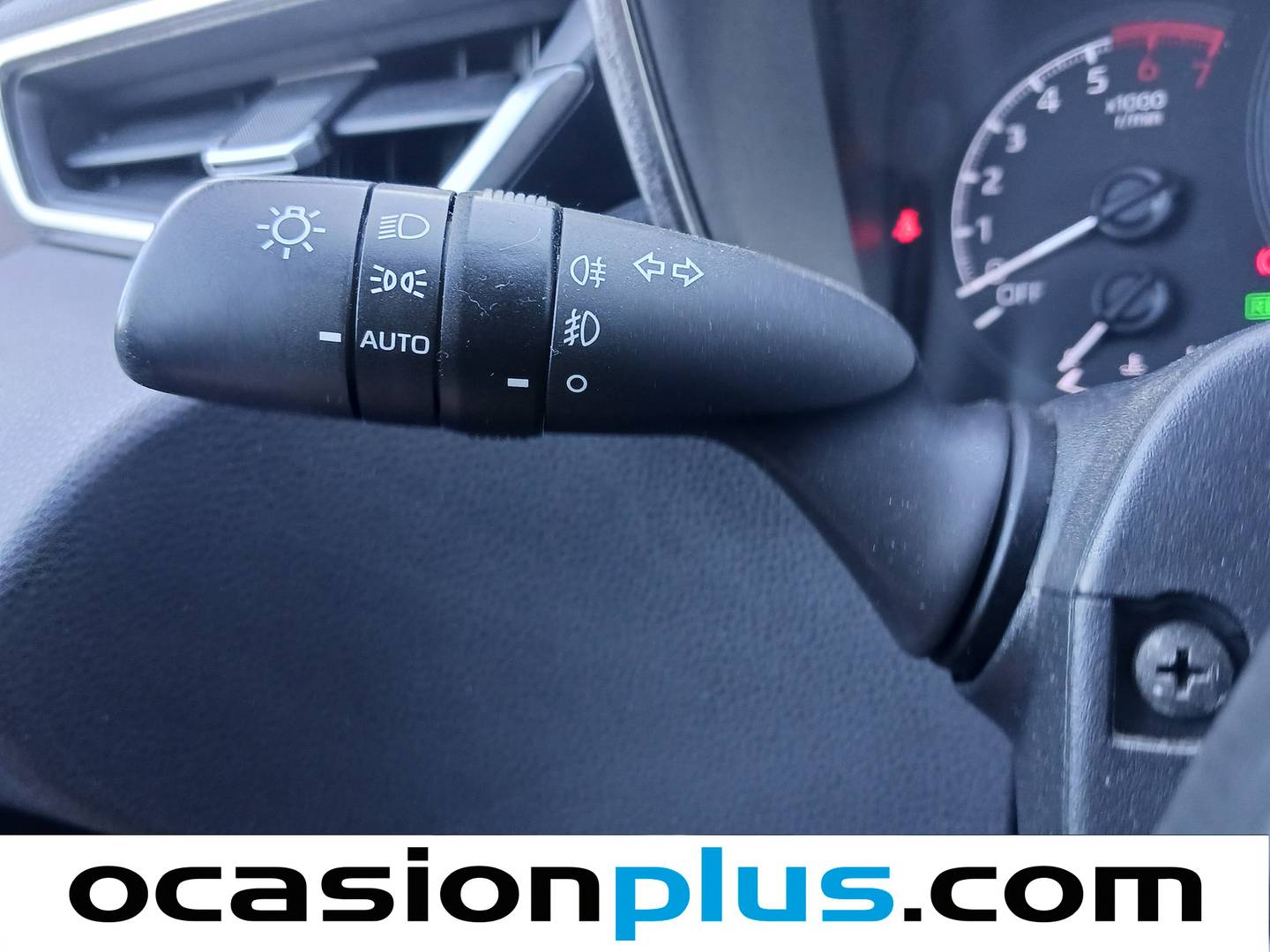 Extras del Toyota Corolla Toyota Corolla 125H Active Tech E-CVT (122 CV)