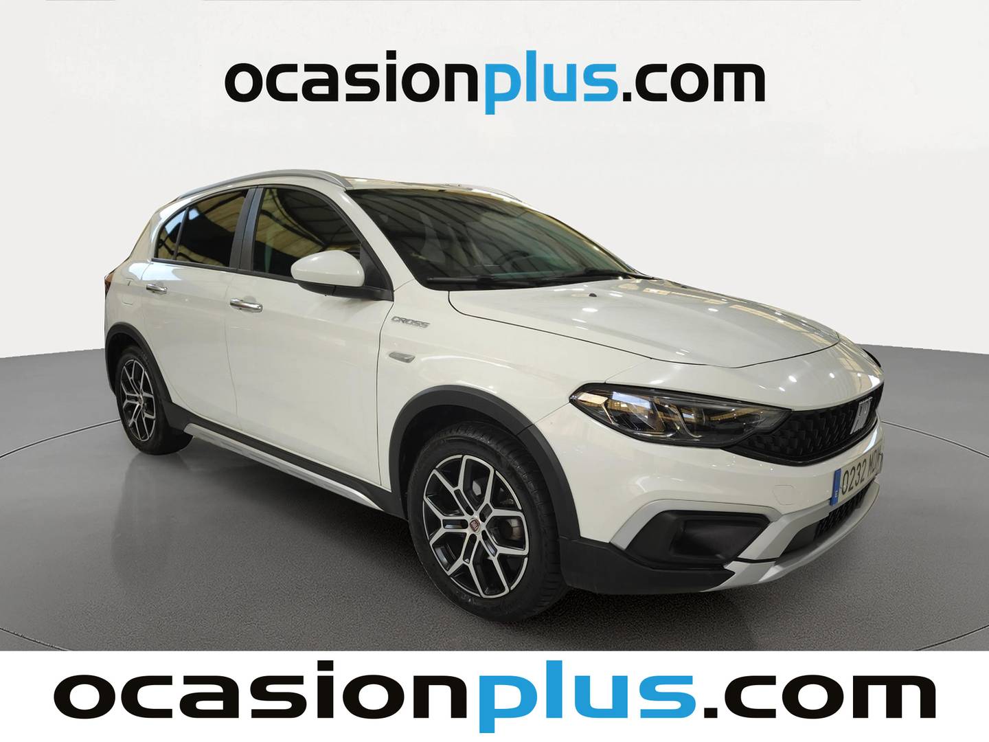 Foto delantera Fiat Tipo Fiat Tipo 1.5 Hybrid Cross DCT (130 CV) derecha