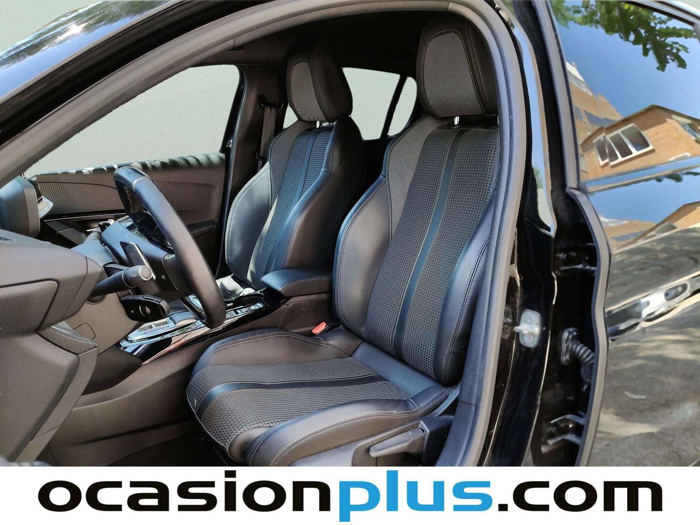Foto asientos delanteros Peugeot 208 Peugeot 208 PureTech 100 GT EAT8 (100 CV)