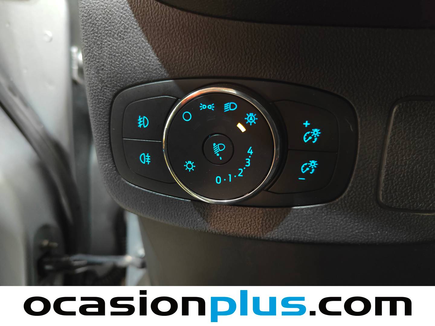 Foto Ford Puma Ford Puma 1.0 EcoBoost MHEV ST-Line X Auto  (125 CV)