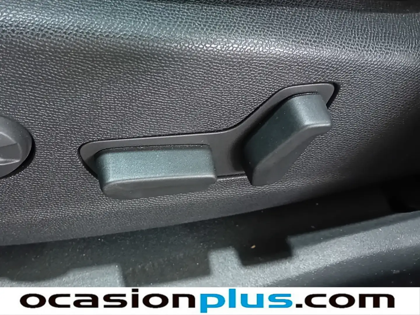 Foto DS DS 7 Crossback E-Tense DS DS7 Crossback E-Tense 300 Grand Chic 4WD Auto (300 CV)